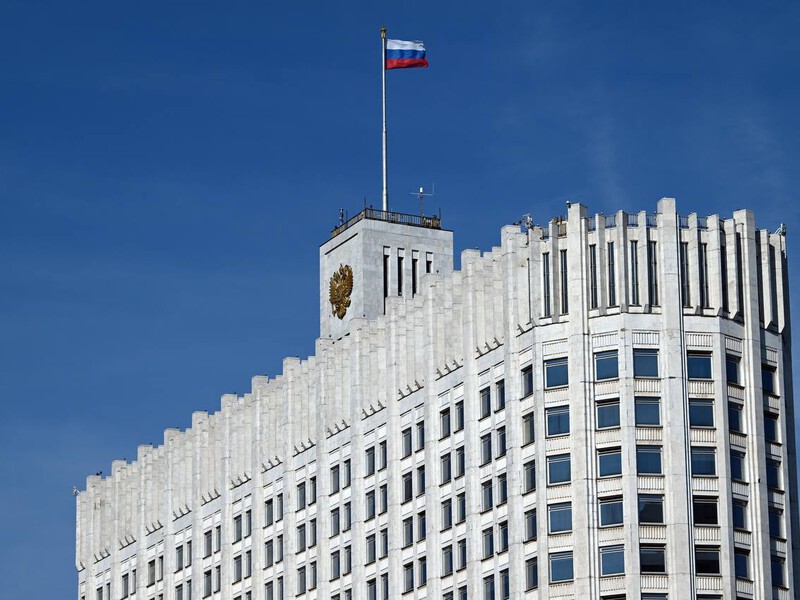 Ограничения на ввоз и вывоз товаров из недружественных стран продлены до конца 2027 года Ограничения на ввоз и вывоз товаров из недружественных стран продлены до конца 2027 года